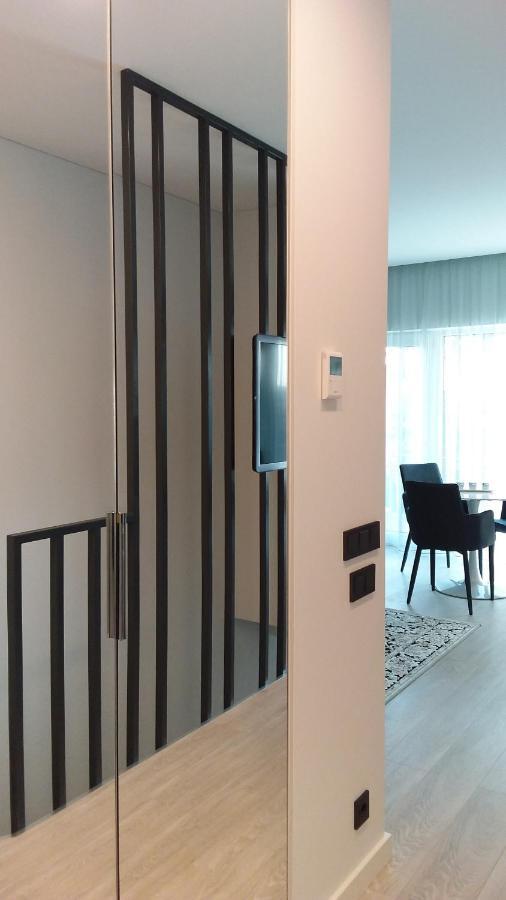 New J&R Apartment Near Girstutis, Free Private Parking & Self Check-In كاوناس المظهر الخارجي الصورة